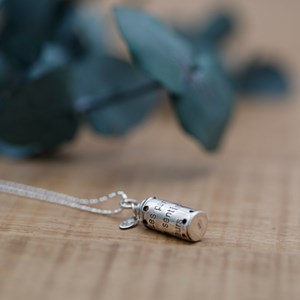 Collier diffuseur de parfum