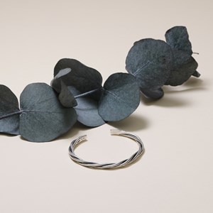 Bracelet jonc torsadé en argent