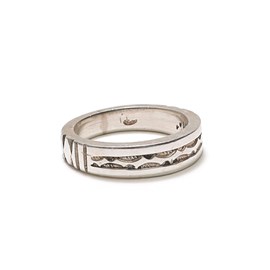 Bague fine en argent pour homme