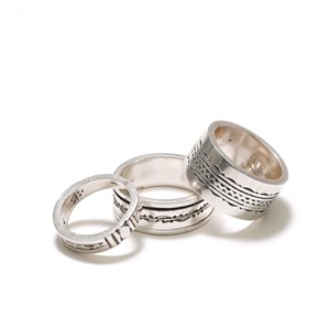 Bague fine en argent pour homme 62