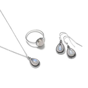 Bague pierre de Lune et argent 52