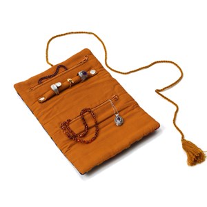 Trousse à bijoux brodée de voyage