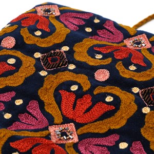 Trousse à bijoux brodée de voyage