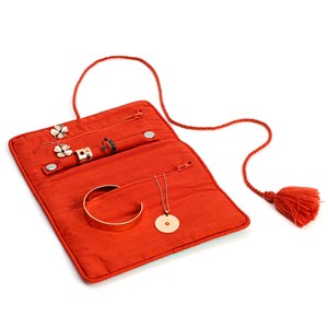 Trousse à bijoux de voyage artisanale roulée et brodée en tissu Bleu