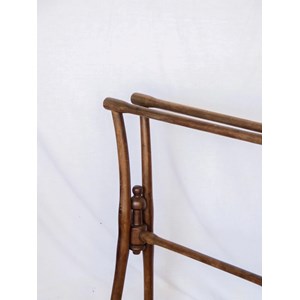 Max, le sèche serviettes en bois n°292