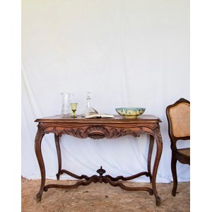 Romy, la table à manger en bois n°650