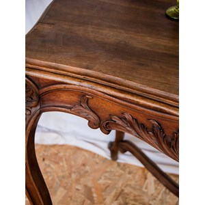 Romy, la table à manger en bois n°650