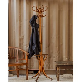Max, le porte-manteau en bois n°308