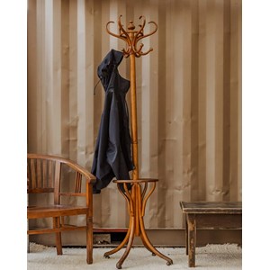 Max, le porte-manteau en bois n°308