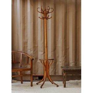 Max, le porte-manteau en bois n°308