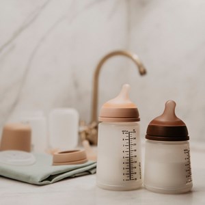 Biberon anti-colique zerø.zerø - a medium (180 ml)