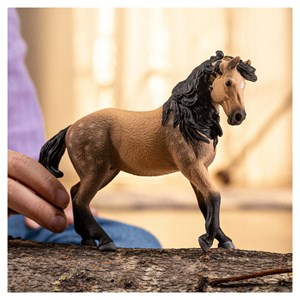 14894 figurine jument andalouse