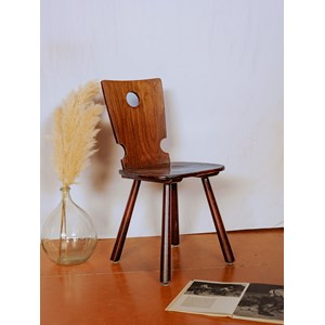 Paire de chaises en bois foncé n°1413