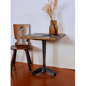 Table à manger bistro carré n°126