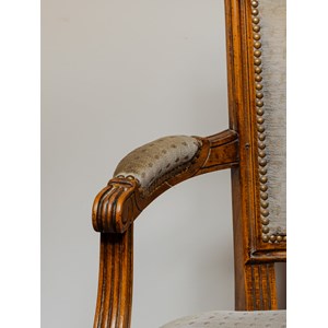 Paire de fauteuils en bois et tissu gris n°868