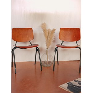 Paire de chaises en métal et bois n°1429