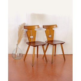 Paire de chaises en bois clair n°1411