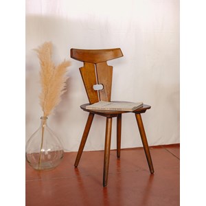 Paire de chaises en bois clair n°1411