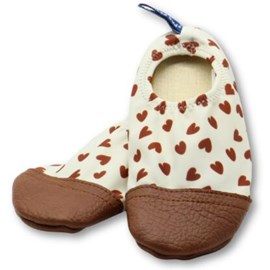 Chaussons tout-terrain les petits cœurs (pointures 24-26)