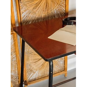 Bureau en formica foncé et métal n°513