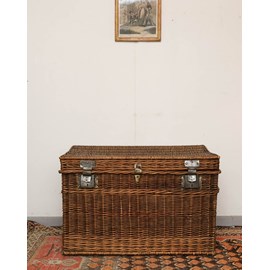 Lucien, le grand coffre en osier n°128