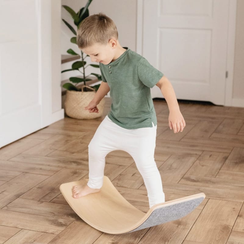 Planche d’équilibre montessori bois enfant – motricité & autonomie (Jouetapprends) - Image 2