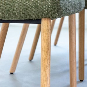 Chaise tissu vert pieds bois hêtre