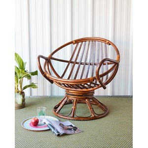 Ernest, le fauteuil en rotin n°874