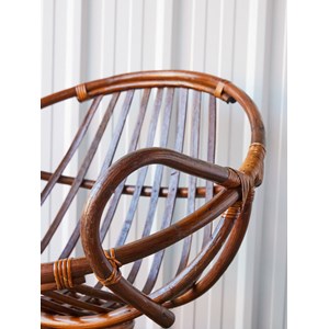 Ernest, le fauteuil en rotin n°874