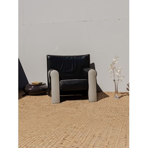 Fauteuil en cuir noir et chromé n°956