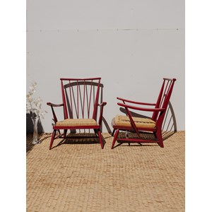 Paire de fauteuils en bois bordeaux n°955