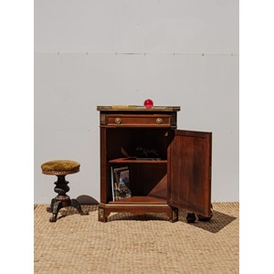 Gilbert, l'encoignure en bois n°883