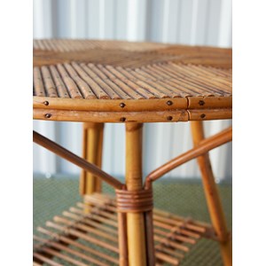 Table basse en rotin clouté n°873