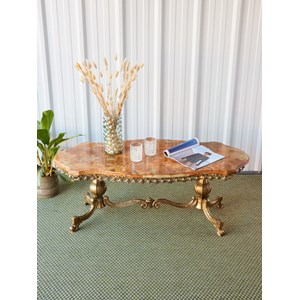 Léonie, la table basse en marbre n°877