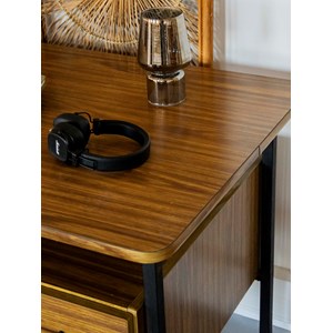 Bureau graphique en formica n°524