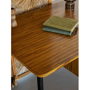 Bureau graphique en formica n°524