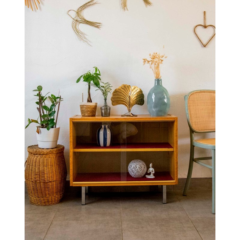 Debongout - Vitrine basse en bois clair n°207