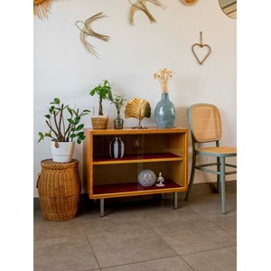 Vitrine basse en bois clair n°207