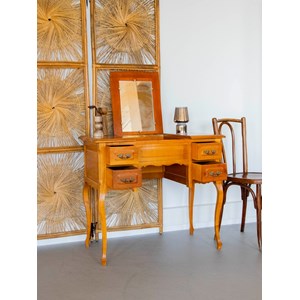 Louise, la coiffeuse en bois clair n°277