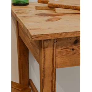 Romy, la table à manger en bois n°1294
