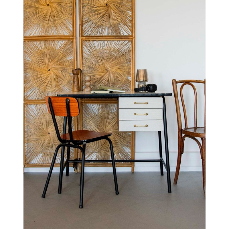 Yvan, le bureau en formica beige n°523