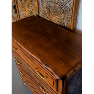 Garance, la commode en bois foncé n°585