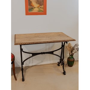 Table d'appoint en bois et métal noir n°861
