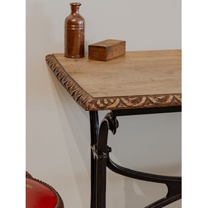 Table d'appoint en bois et métal noir n°861