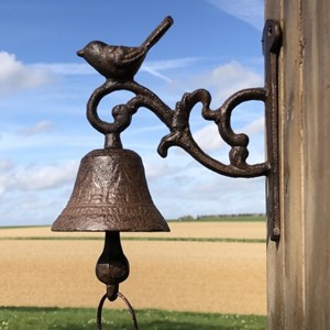 Cloche de jardin de porte ancienne oiseau fonte marron 14x17cm