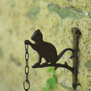 Cloche de jardin de porte ancienne chat en fonte marron 16 x 23 cm