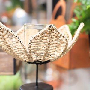 Support en forme de fleur et sa verrine ø.22 x ht.17 cm
