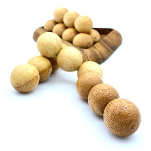 Casse-tête la pyramide de boules