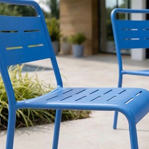 Bergame ensemble de 4 chaises de jardin empilables bleues