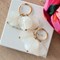 Boucles d'oreilles créoles en acier inoxydable doré edwige blanches Blanc